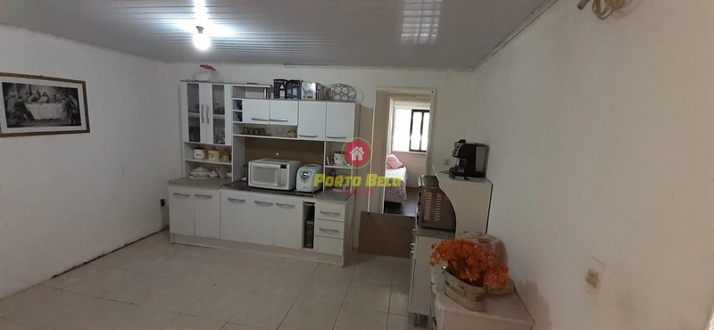 CASA À VENDA PRÓXIMO Á COMERCIOS LOCAIS E ESCOLAS: 6ª foto da galeria de imagens do imóvel