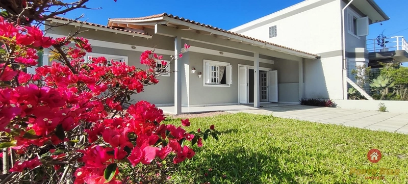 CASA C LAJE 150M DA PRAIA: 4ª foto da galeria de imagens do imóvel