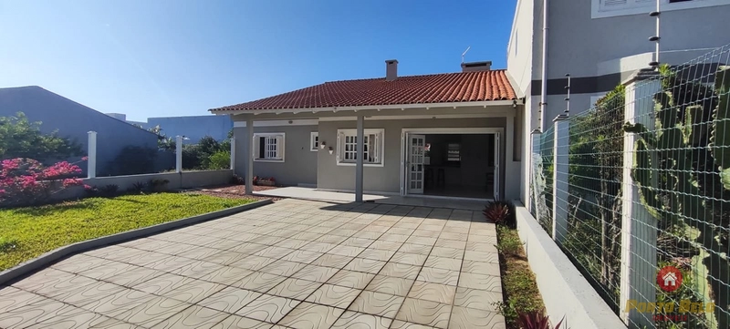 CASA C LAJE 150M DA PRAIA: 2ª foto da galeria de imagens do imóvel