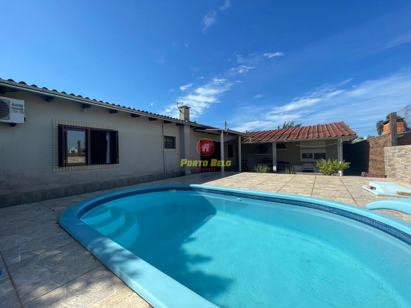 CASA À VENDA, COM PISCINA !!!: 5ª foto da galeria de imagens do imóvel