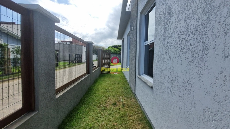 ÓTIMA CASA DE ESQUINA EM RAINHA DO MAR, CONFIRA!!!: 3ª foto da galeria de imagens do imóvel