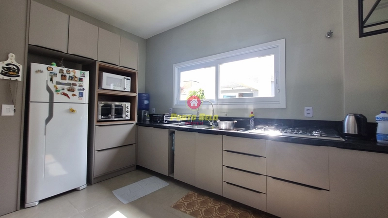 ÓTIMA CASA DE ESQUINA EM RAINHA DO MAR, CONFIRA!!!: 13ª foto da galeria de imagens do imóvel