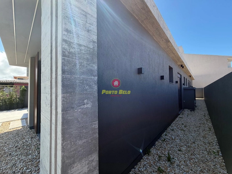 CASA DE ALTO PADRÃO 200M DA PRAIA: 5ª foto da galeria de imagens do imóvel