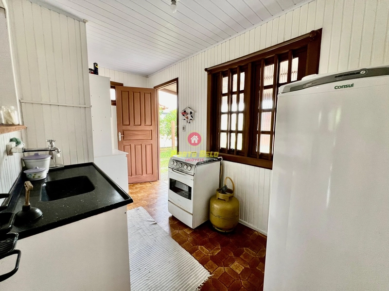 EXCELENTE CASA A APENAS 01 QUADRA DO MAR, CONFIRA!!!: 6ª foto da galeria de imagens do imóvel