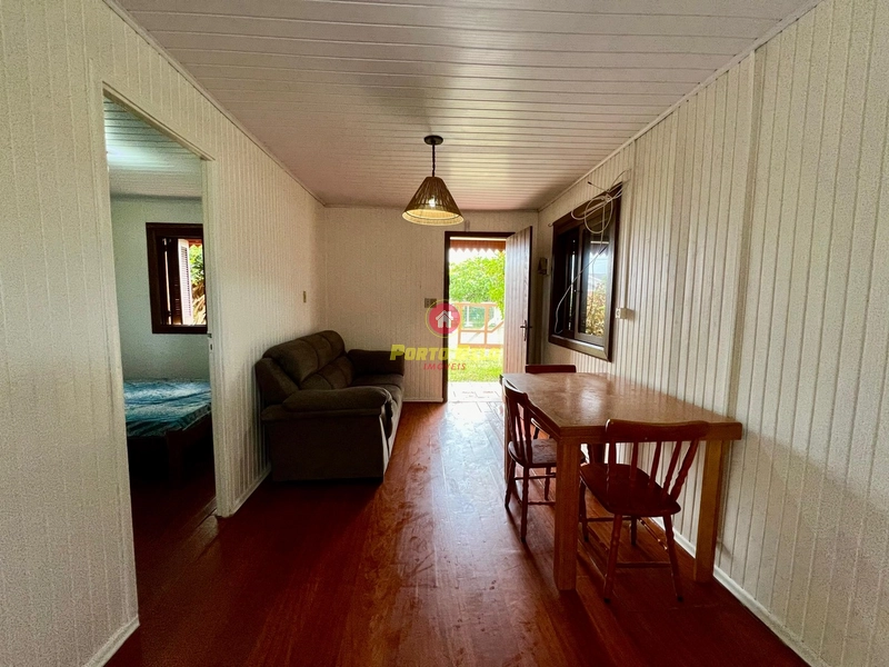 EXCELENTE CASA A APENAS 01 QUADRA DO MAR, CONFIRA!!!: 4ª foto da galeria de imagens do imóvel
