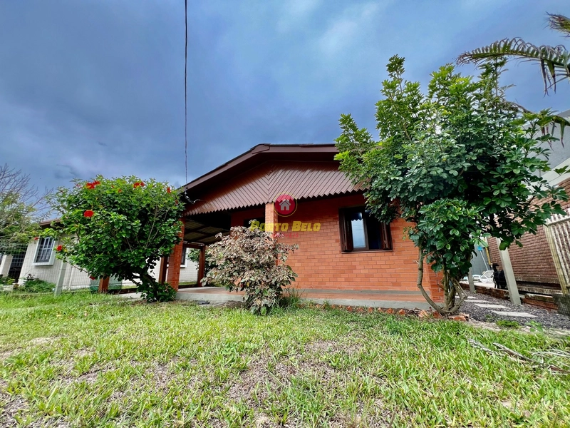 EXCELENTE CASA A APENAS 01 QUADRA DO MAR, CONFIRA!!!: 2ª foto da galeria de imagens do imóvel