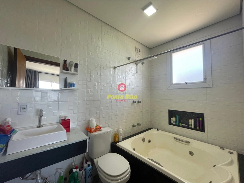 CASA DE LAJE EM ESQUINA  |  ATLÂNTIDA SUL: 5ª foto da galeria de imagens do imóvel
