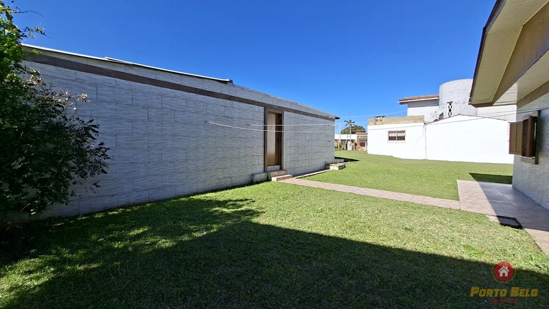 CASA EM AVENIDA EM AMPLO LOTE: 9ª foto da galeria de imagens do imóvel