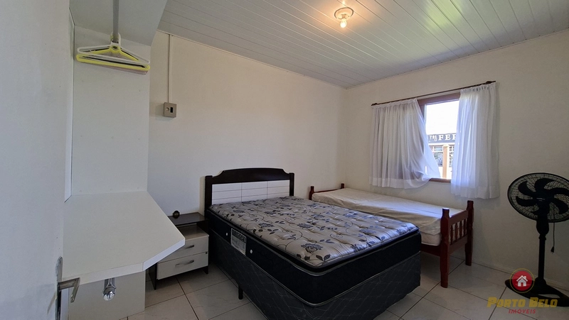 CASA EM AVENIDA EM AMPLO LOTE: 6ª foto da galeria de imagens do imóvel