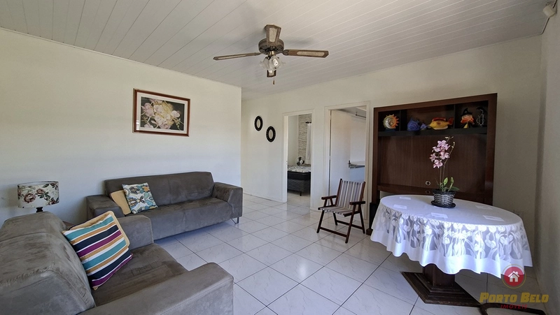 CASA EM AVENIDA EM AMPLO LOTE: 7ª foto da galeria de imagens do imóvel