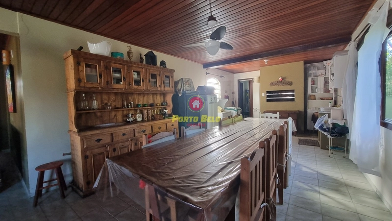 CASA COM 600M2 DE TERRENO E 189m2 de área construída privativa: 6ª foto da galeria de imagens do imóvel