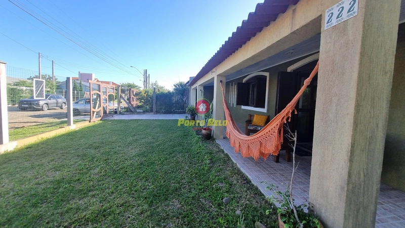 CASA COM 600M2 DE TERRENO E 189m2 de área construída privativa: 2ª foto da galeria de imagens do imóvel