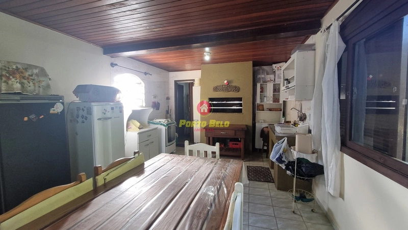 CASA COM 600M2 DE TERRENO E 189m2 de área construída privativa: 7ª foto da galeria de imagens do imóvel