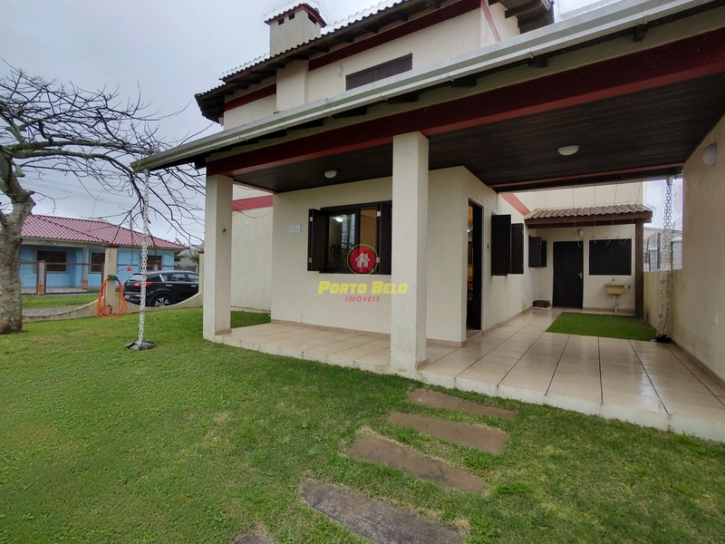 ÓTIMO SOBRADO PROXIMO A BEIRA-MAR: 1ª foto da galeria de imagens do imóvel
