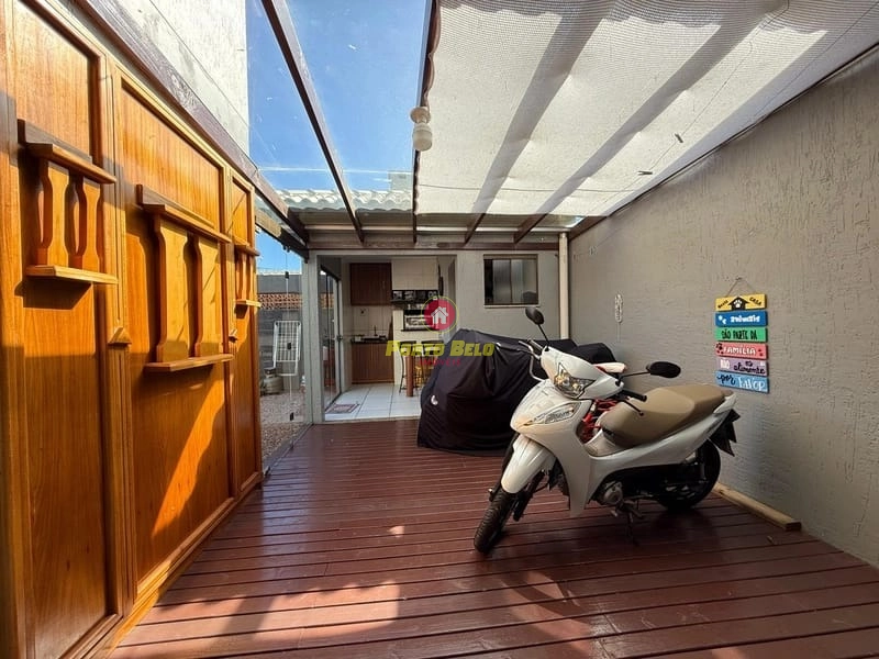 SOBRADO EM XANGRILÁ: 3ª foto da galeria de imagens do imóvel