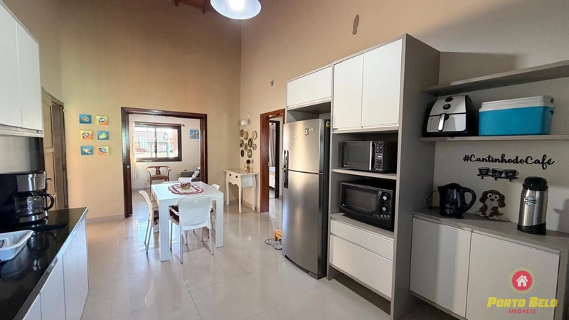 CASA C/ PISCINA 250M DA PRAIA: 5ª foto da galeria de imagens do imóvel