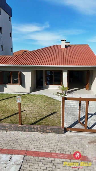 CASA EM AVENIDA EM XAGRILÁ: 32ª foto da galeria de imagens do imóvel