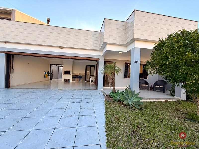 CASA EM LAJE PRÓXIMO AO MAR: 2ª foto da galeria de imagens do imóvel