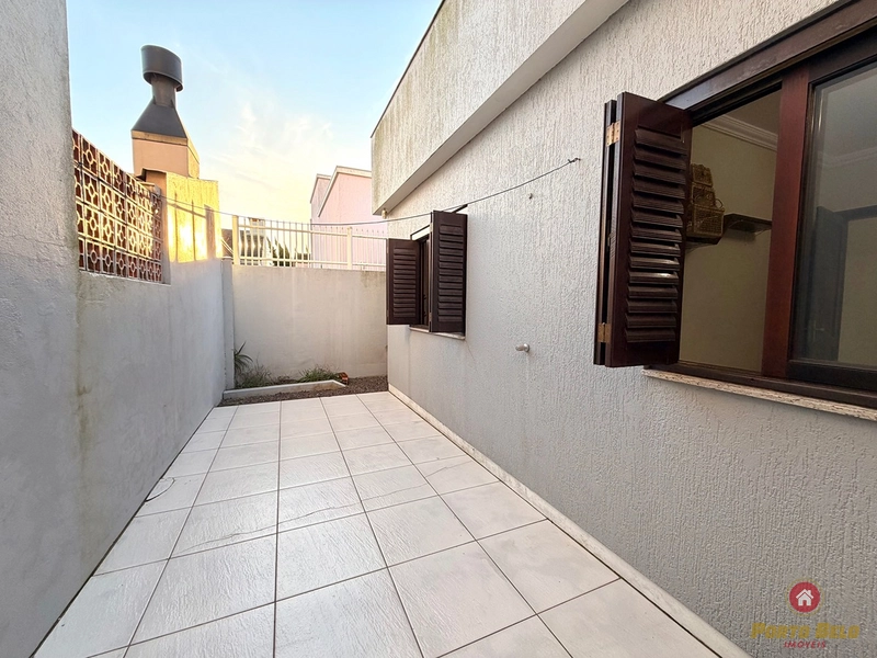 CASA EM LAJE PRÓXIMO AO MAR: 12ª foto da galeria de imagens do imóvel