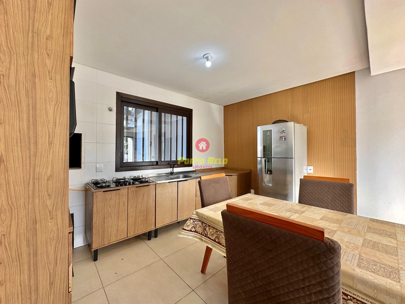OPORTUNIDADE À VENDA CASA COM TERRENO INTEIRO: 6ª foto da galeria de imagens do imóvel