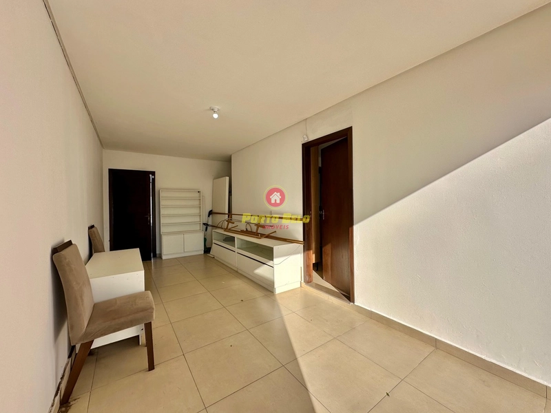 OPORTUNIDADE À VENDA CASA COM TERRENO INTEIRO: 8ª foto da galeria de imagens do imóvel