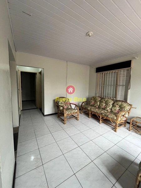 CASA DE ESQUINA NA AVENIDA PRINCIPAL: 16ª foto da galeria de imagens do imóvel