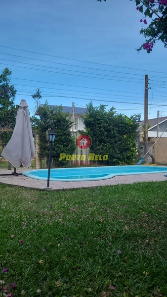 CASA À VENDA COM PISCINA ATLÂNTIDA SUL: 3ª foto da galeria de imagens do imóvel