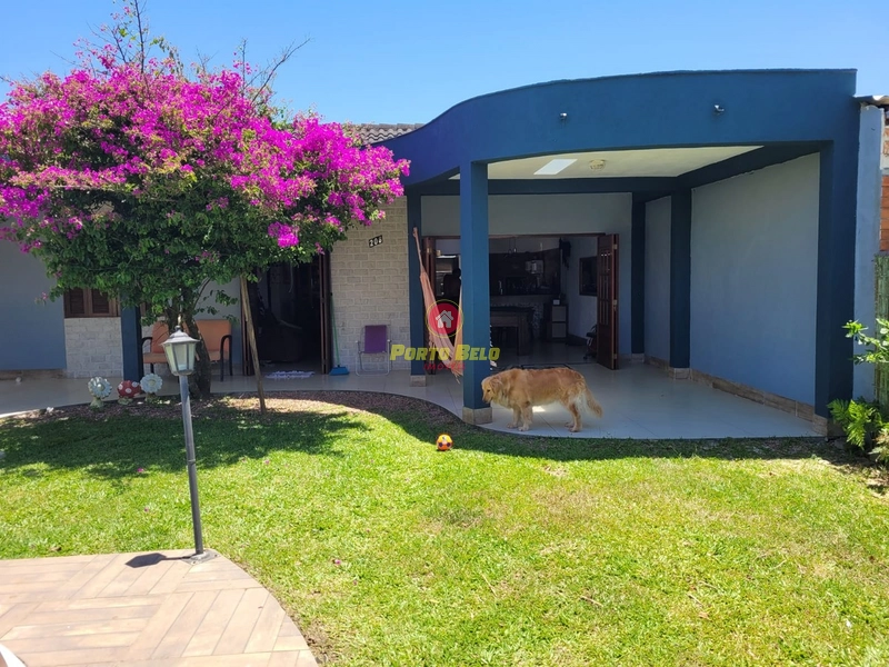 CASA À VENDA COM PISCINA ATLÂNTIDA SUL: 1ª foto da galeria de imagens do imóvel
