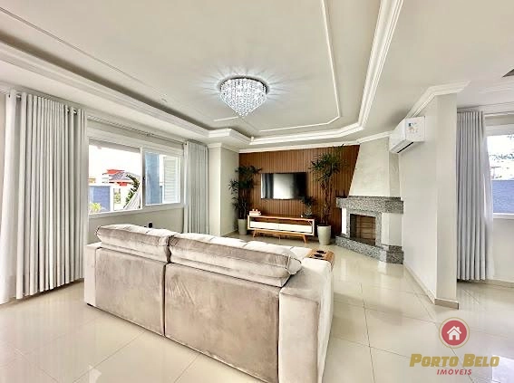 CASA COMPLETA! PISCINA, 4 SUÍTES 50M DO MAR!: 8ª foto da galeria de imagens do imóvel