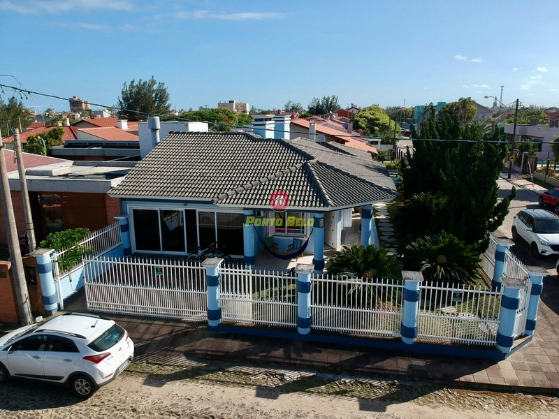 ÓTIMA CASA TODA EM LAJE COM HIDRO, MOBILIADA, DECORADA  E PERTO DO MAR: 1ª foto da galeria de imagens do imóvel