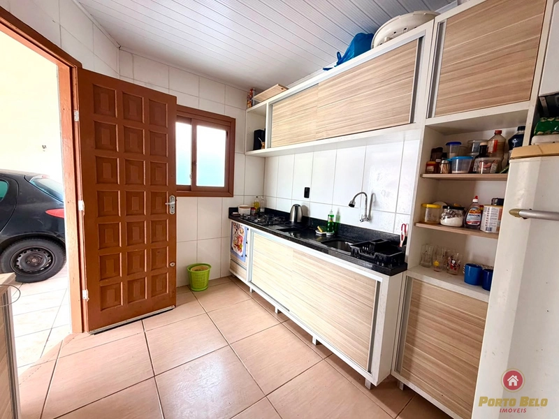 CASA COM PISCINA 100M DA PRAIA: 16ª foto da galeria de imagens do imóvel