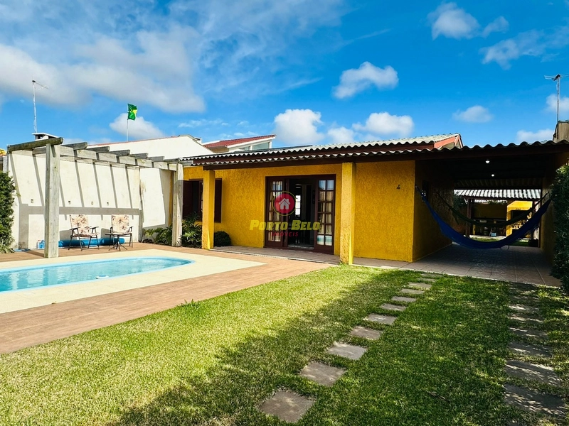 CASA PERTO DA AV. PRINCIPAL E CENTRO: 1ª foto da galeria de imagens do imóvel