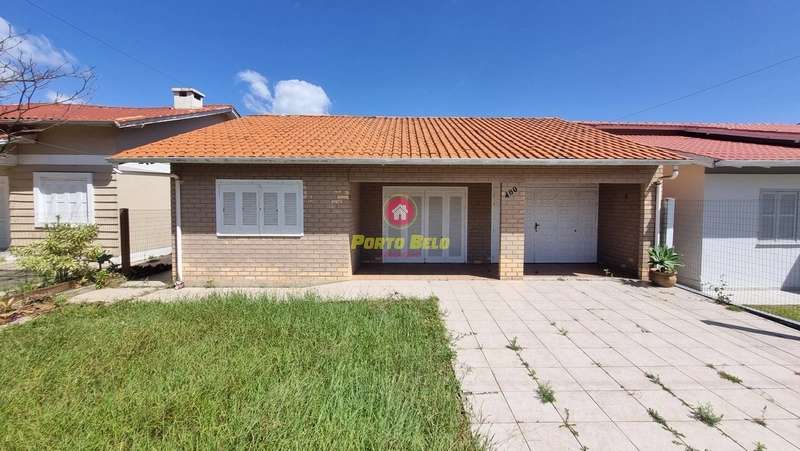 CASA APENAS A 50M DO MAR: 1ª foto da galeria de imagens do imóvel