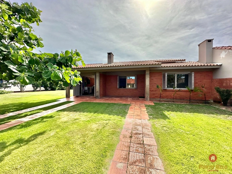 CASA PERTINHO DO MAR EM XANGRILÁ: 1ª foto da galeria de imagens do imóvel