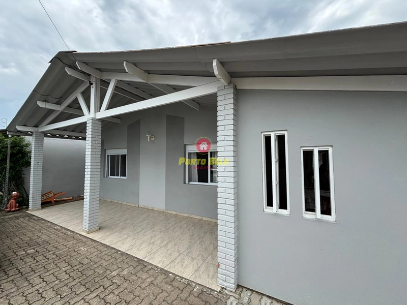EXCELENTE CASA COM ANEXO NOS FUNDOS: 1ª foto da galeria de imagens do imóvel