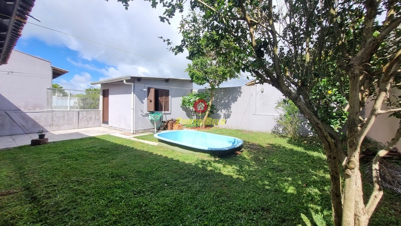 CASA À VENDA EM ATLÃNTIDA SUL PRÓXIMO DO MAR: 3ª foto da galeria de imagens do imóvel