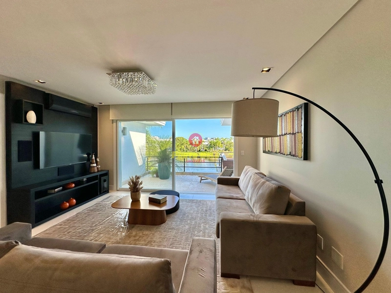 SOBRADO ALTO PADRÃO EM CONDOMINIO BEM LOCALIZADO: 10ª foto da galeria de imagens do imóvel