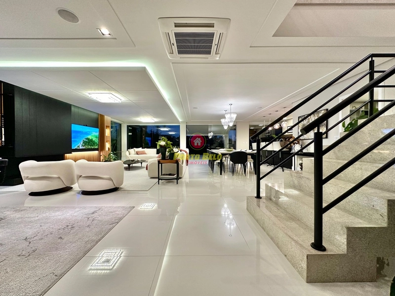 SOBRADO ALTO PADRÃO EM CONDOMINIO BEM LOCALIZADO: 24ª foto da galeria de imagens do imóvel