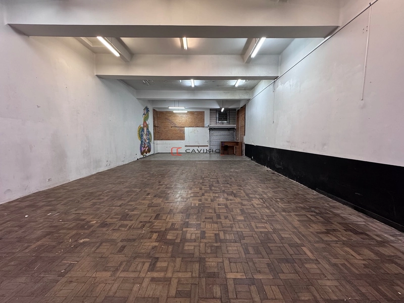 Loja de Fundos com 300m² no Centro de Curitiba: 7ª foto da galeria de imagens do imóvel