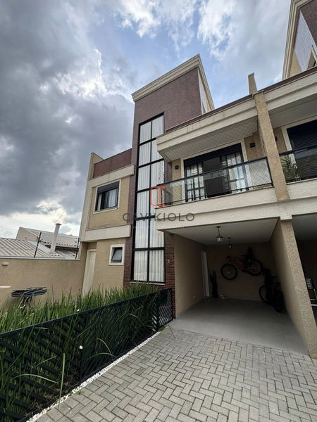 Sobrado Triplex 3 quartos (uma suite) a venda no Xaxim: 1ª foto da galeria de imagens do imóvel