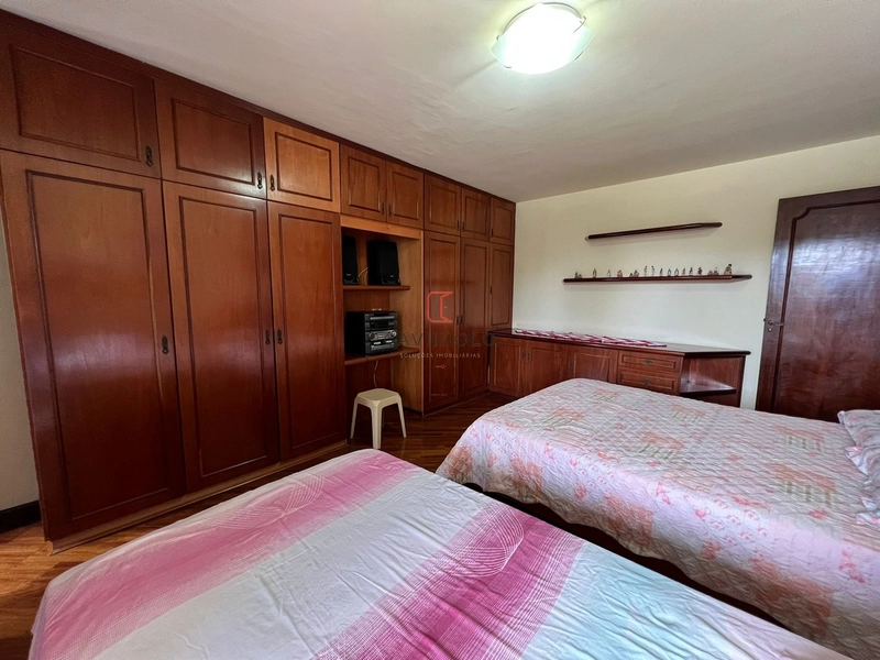 Sobrado 4 quartos (uma suite master) a venda no Santa Quitéria: 7ª foto da galeria de imagens do imóvel