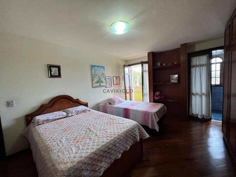 Sobrado 4 quartos (uma suite master) a venda no Santa Quitéria: 9ª foto da galeria de imagens do imóvel