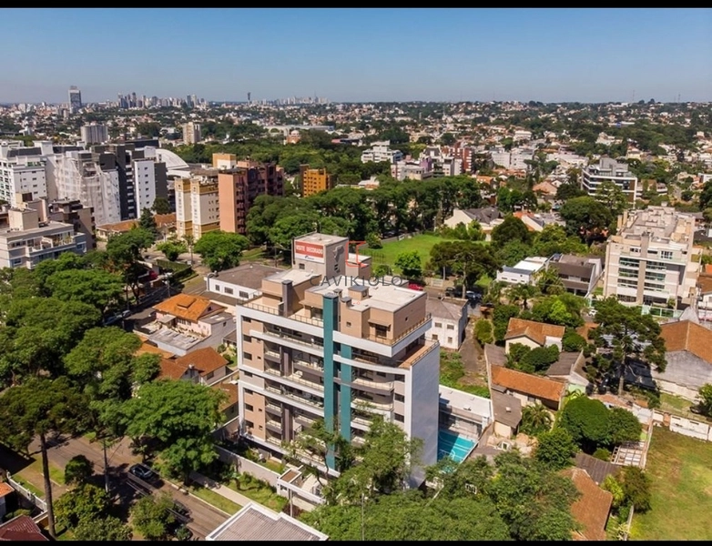Apartamento garden 3 Dormitórios ( 1 Suíte ) a venda no Ahú: 1ª foto da galeria de imagens do imóvel