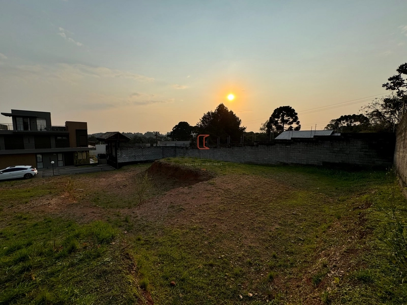 Terreno com 447m2 em condominio fechado a venda no Umbará: 2ª foto da galeria de imagens do imóvel