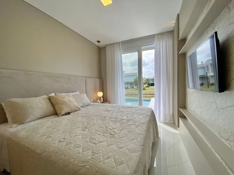 Casa com 4 suítes e piscina no condomínio Ilhas Resort: 4ª foto da galeria de imagens do imóvel