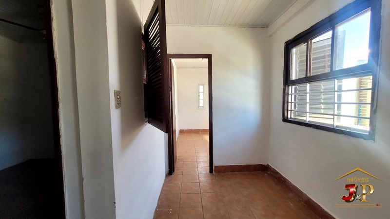 Casa à Venda em Localização Privilegiada!: 2ª foto da galeria de imagens do imóvel
