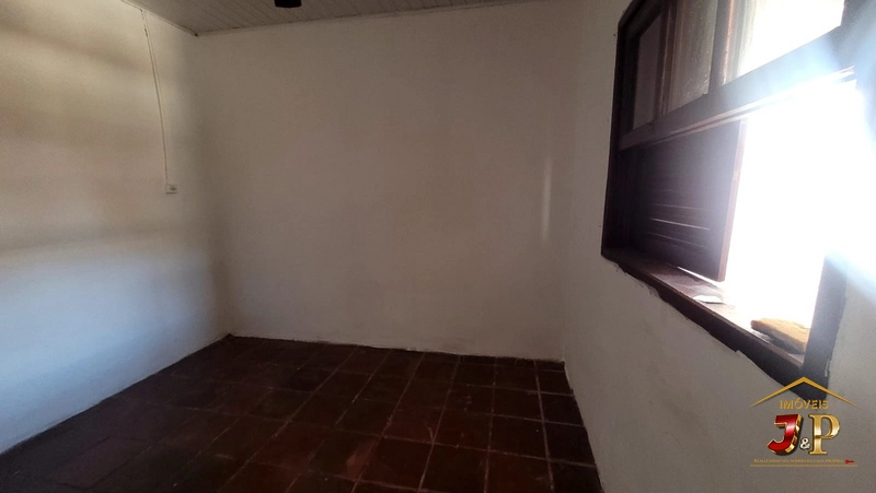 Casa à Venda em Localização Privilegiada!: 8ª foto da galeria de imagens do imóvel