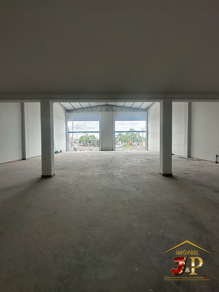 Pavilhão ideal para a confecção do seu negócio: 1ª foto da galeria de imagens do imóvel