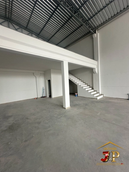 Pavilhão ideal para a confecção do seu negócio: 10ª foto da galeria de imagens do imóvel