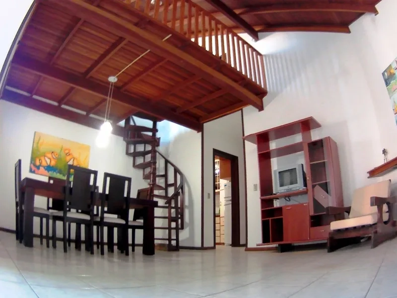 Casa diferenciada em Capão da Canoa ! 3 dorm - mezanino c/ vista mar: 7ª foto da galeria de imagens do imóvel